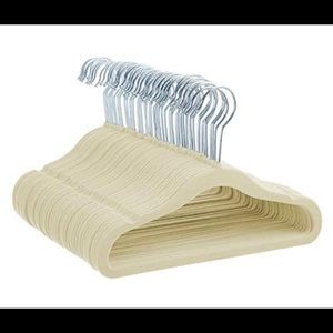 Amazon Basics Kids Velvet, Non-Slip Clothes Hangers, Beige - Box 📦 of 50